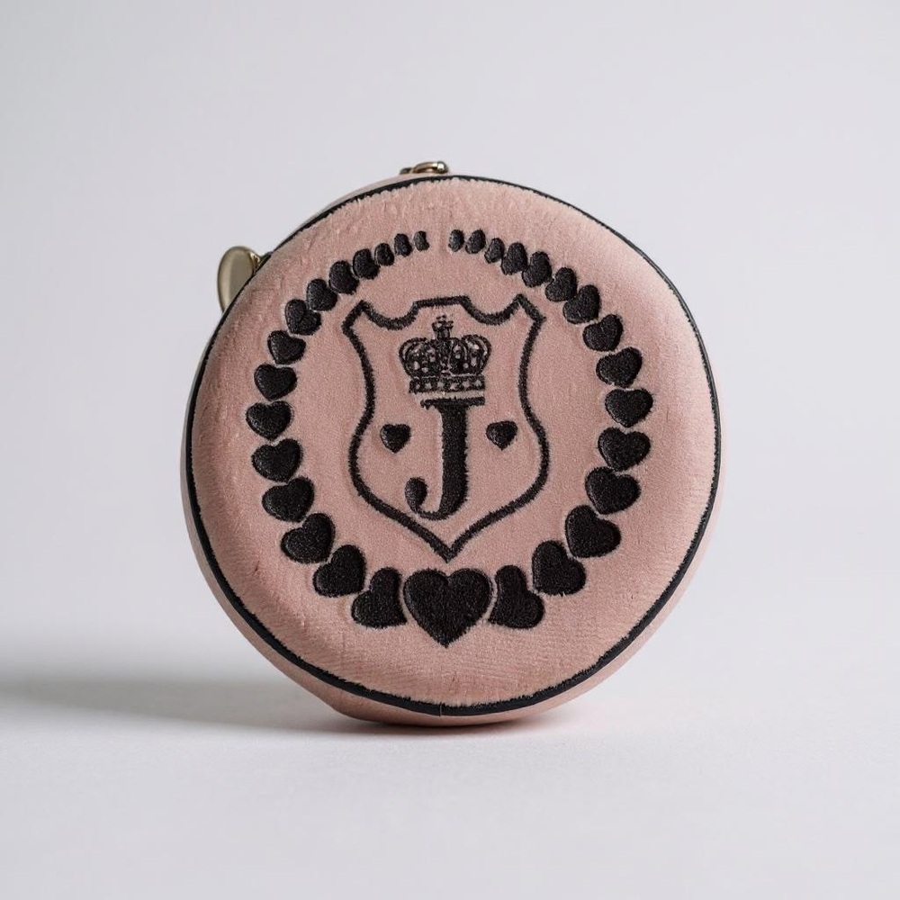 Pink Queen Of Couture Round Bag